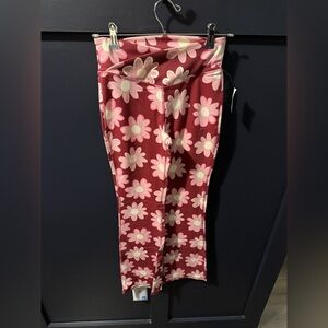 Old Navy Pink Floral Powerchill Kids Flare Leggings